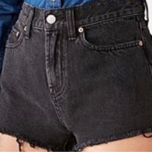 BDG Girlfriend High-Rise black denim jean shorts Sz 26
